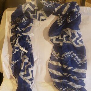 Blue & White/Gray Scarf